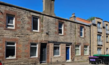 2 Milton St