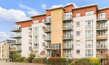 25/32 Brunswick Road